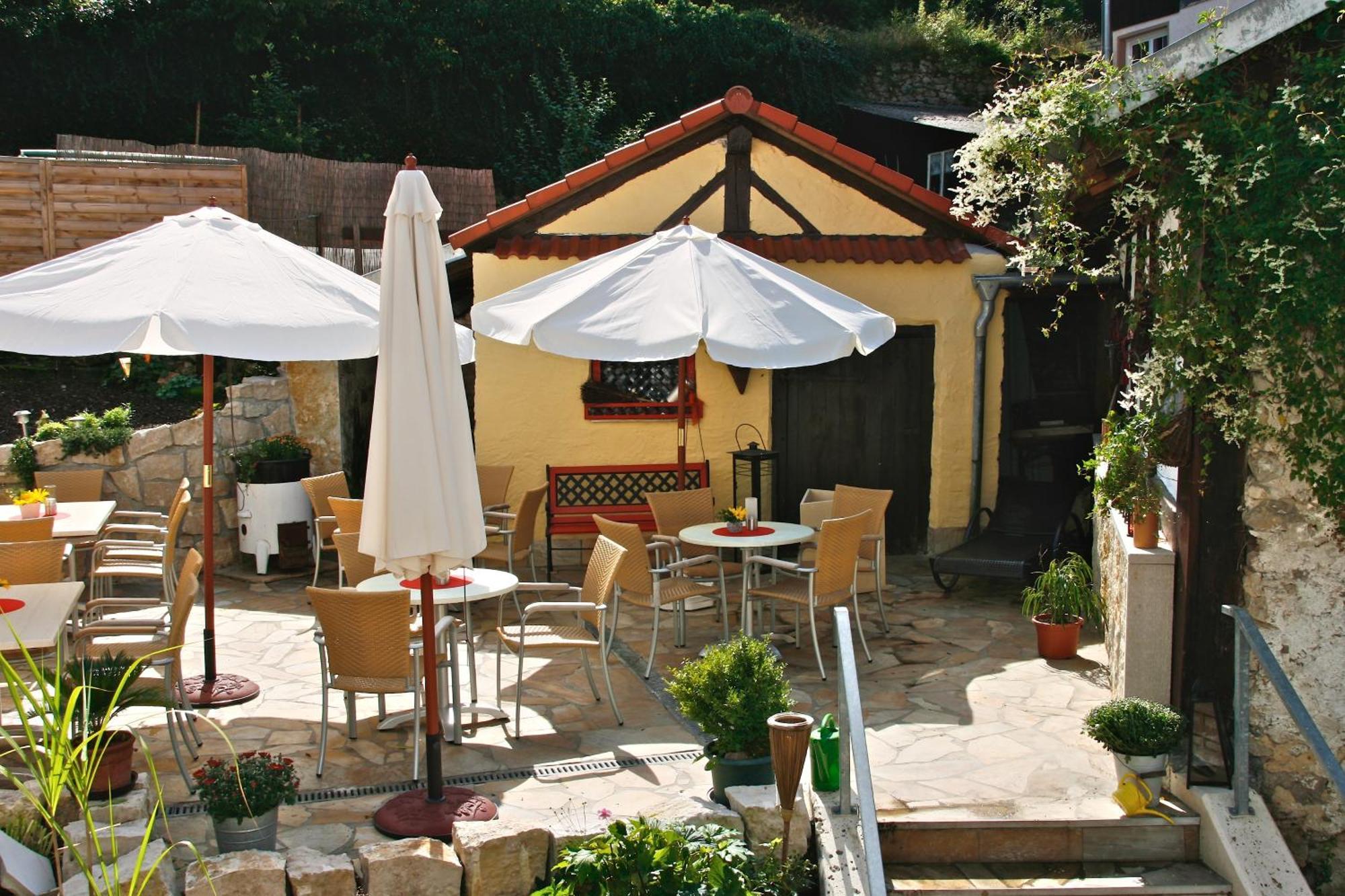 Gasthof Zum Brunnen Mörnsheim Zewnętrze zdjęcie